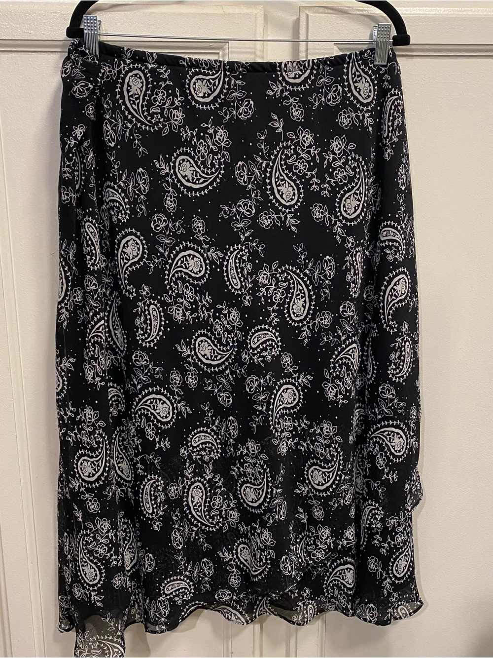 R&K Black and White Paisley A-Line Skirt